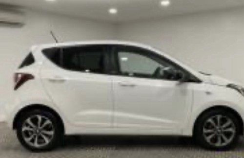 Hyundai i10 play 2019 - 1.0,